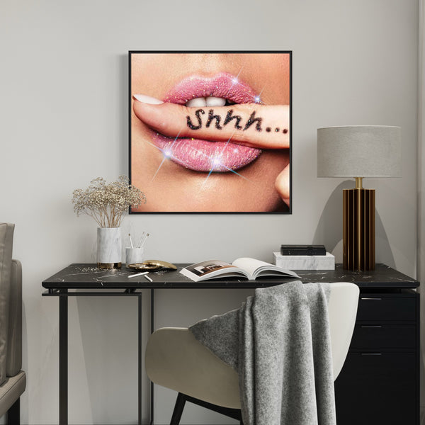 LIps Shhhh....